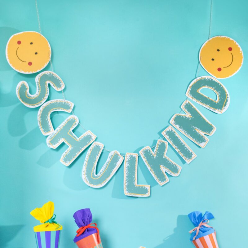 Ava&Yves - Girlande zur Einschulung “Sunny and Friends” – Schulkind